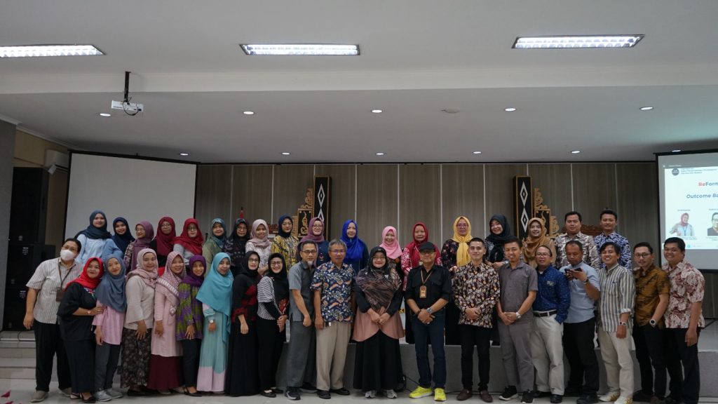 Workshop Kurikulum: “ReFormulasi Kurikulum Berbasis Outcome Based ...